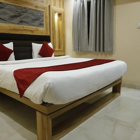 Hotel Trax International จัมเชดปูร์ ภายนอก รูปภาพ