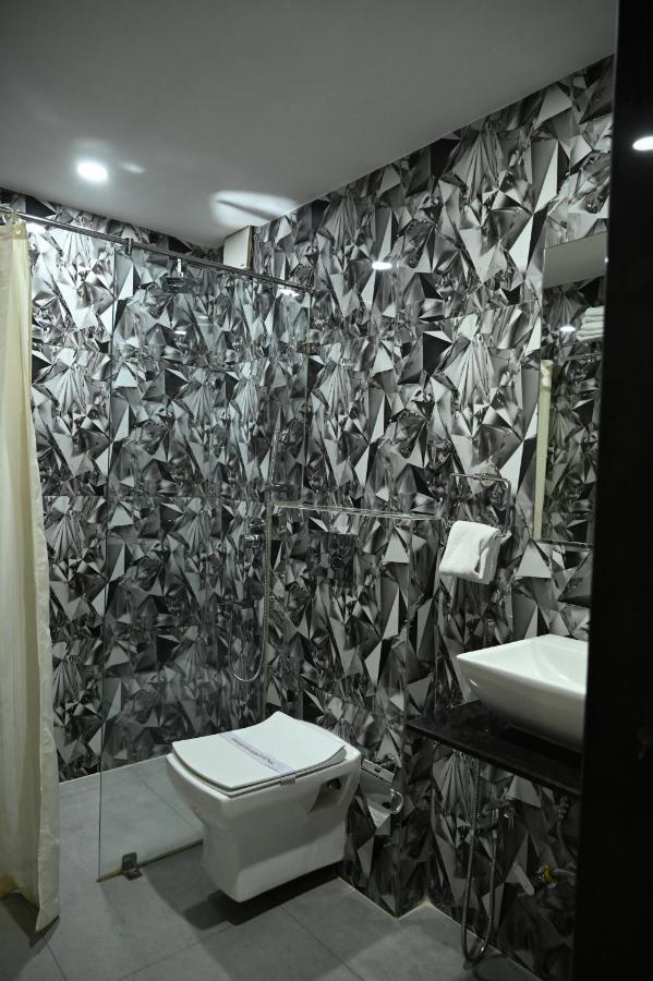 Hotel Trax International จัมเชดปูร์ ภายนอก รูปภาพ