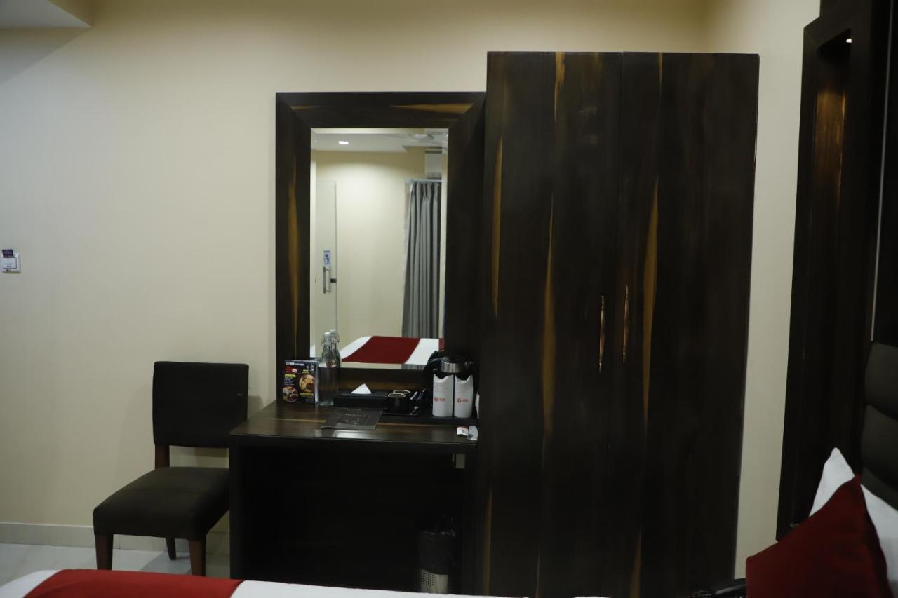 Hotel Trax International จัมเชดปูร์ ภายนอก รูปภาพ