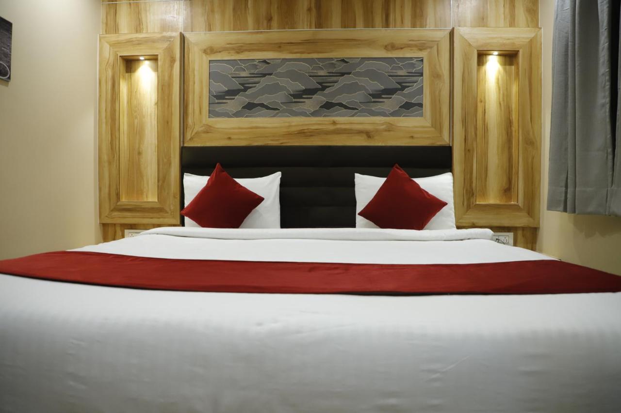 Hotel Trax International จัมเชดปูร์ ภายนอก รูปภาพ