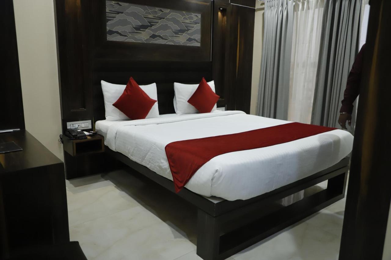 Hotel Trax International จัมเชดปูร์ ภายนอก รูปภาพ